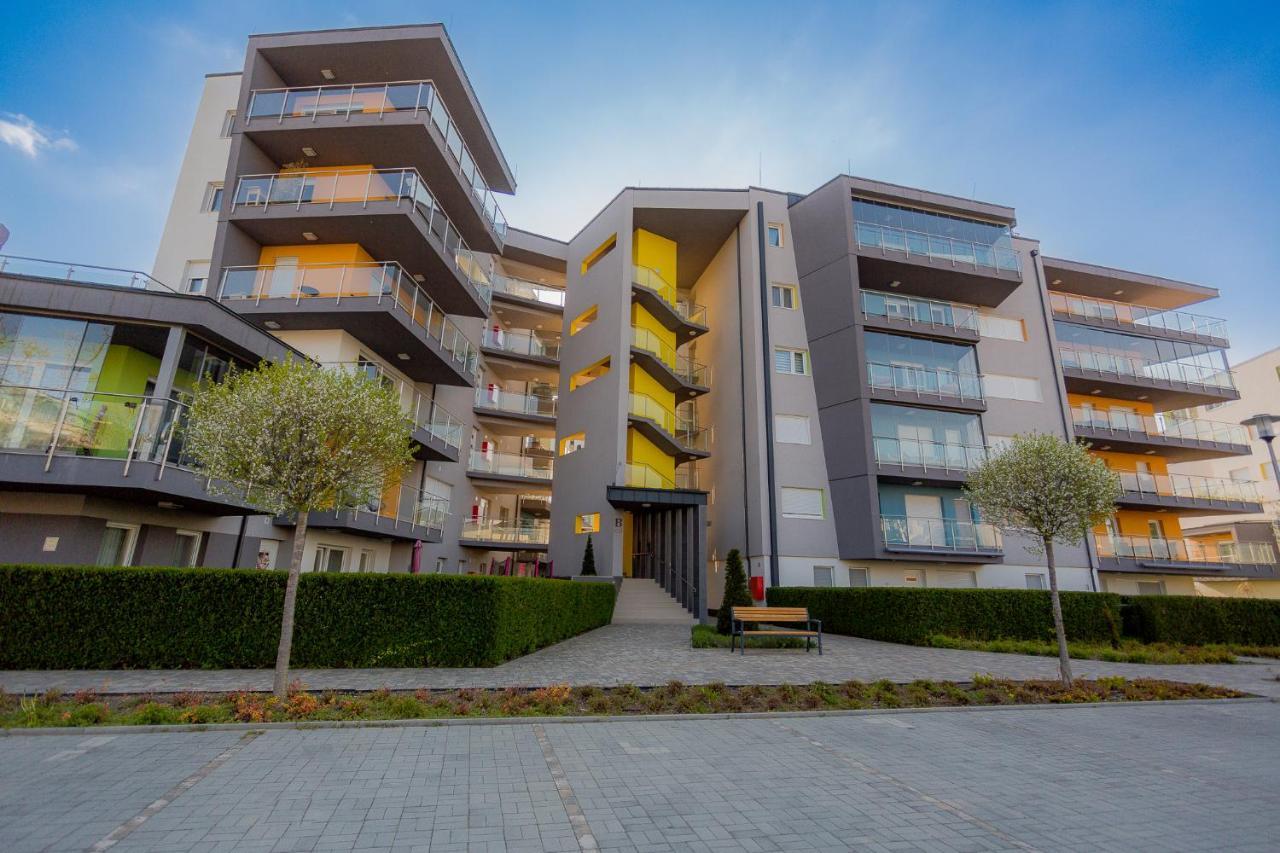 Admiral Luxury VI Apartman By Bltn Шиофок Экстерьер фото